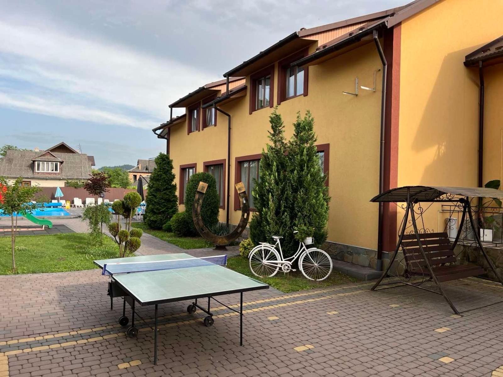 Sadyba Magnat Hotel Dilyatyn المظهر الخارجي الصورة